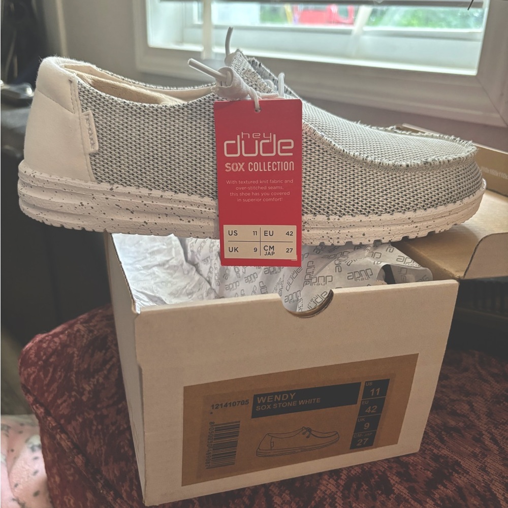 Hey Dude Men’s Wendy Sox Stone White Shoe Size 11M